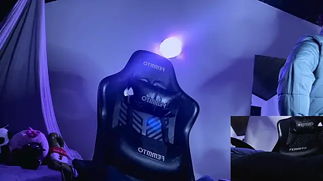 3v1l online show from November 2025 06:50:02 AM