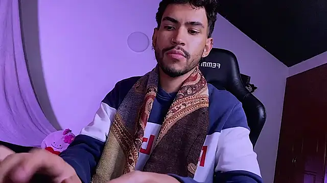 3v1l online show from February 2026 10:42:01 PM