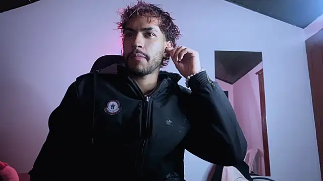 3v1l online show from November 2025 04:18:01 AM