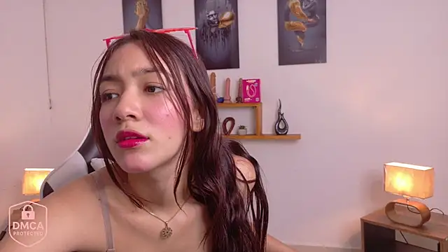 valeria aragon1107 online show from November 2025 06:18:02 PM