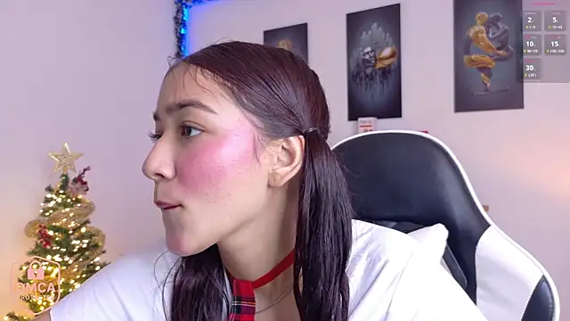 valeria aragon1107 online show from November 2025 06:30:01 PM