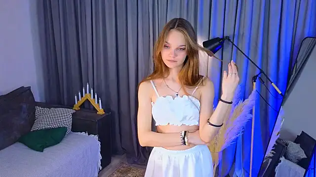 Snapshot of KarlaMagnett chatting on November 2025 03:22:02 PM KarlaMagnett online show from November 2025 03:22:02 PM