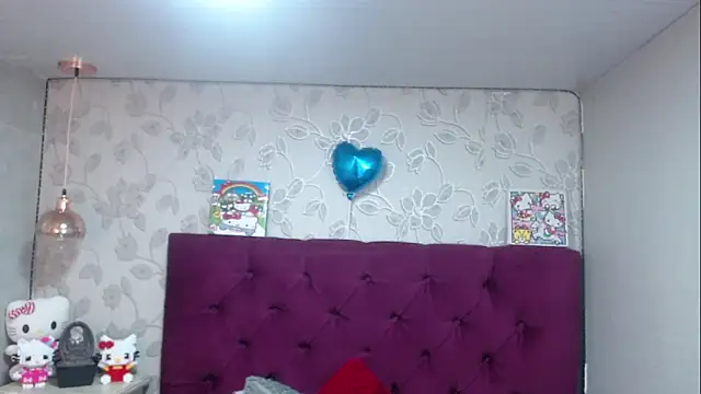 Snapshot of selenabustamante chatting on May 2026 11:40:01 AM selenabustamante online show from May 2026 11:40:01 AM