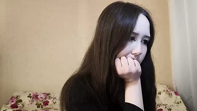 Monibronce online show from November 2025 03:37:02 PM