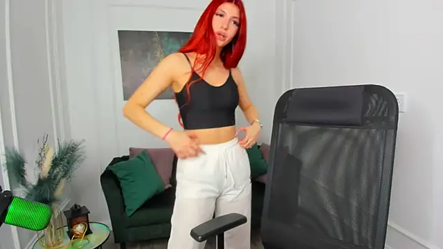 AmandaGasertoe online show from April 2026 03:00:01 AM