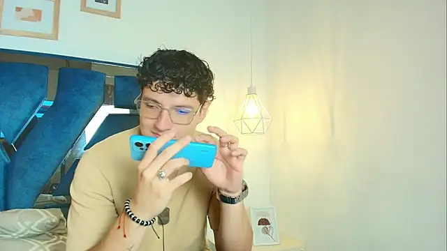 Zoe And Dylan  online show from March 2026 12:16:02 PM