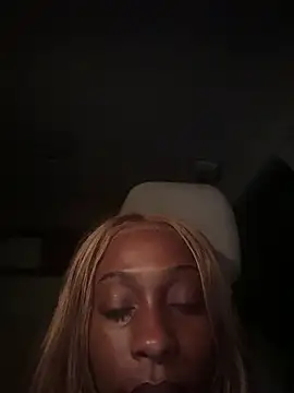 MadameMuse online show from June 2026 02:22:02 AM