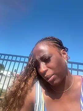 MadameMuse online show from April 2026 02:31:01 PM