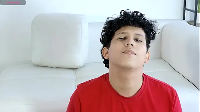 Snapshot of DamianVice chatting on November 2025 03:38:01 PM DamianVice online show from November 2025 03:38:01 PM