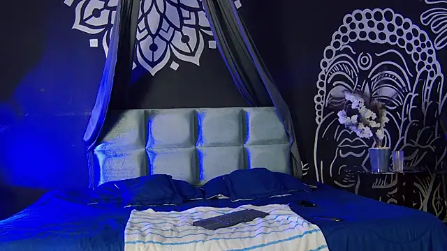 AlessioVitale online show from December 2025 11:58:02 AM