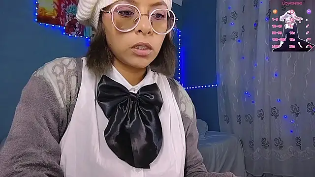 Snapshot of PrincessVenus23 chatting on November 2025 03:01:02 AM PrincessVenus23 online show from November 2025 03:01:02 AM