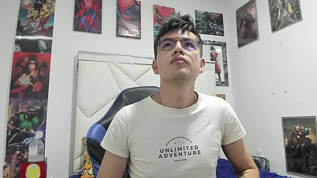 Snapshot of NICK_VERS chatting on November 2025 07:29:02 PM NICK VERS online show from November 2025 07:29:02 PM