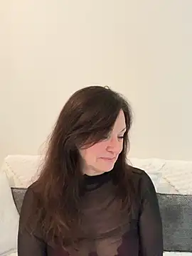 HotLdyllic online show from March 2026 03:39:01 PM