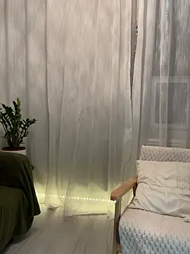 HotLdyllic online show from February 2026 04:31:02 PM