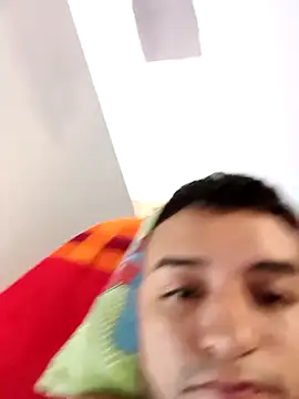 yeisonren99 online show from April 2026 06:03:02 PM