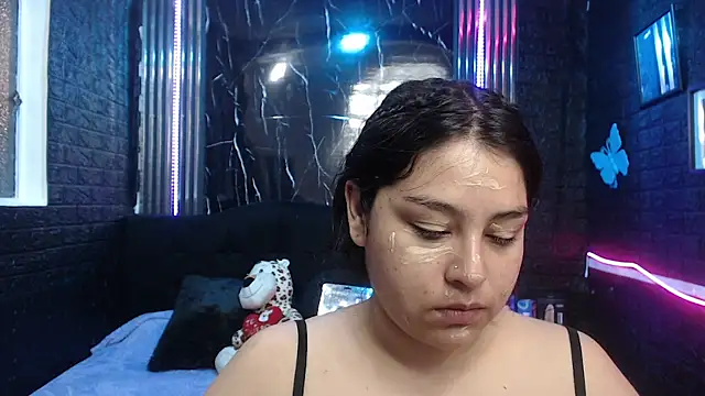 Snapshot of lehia_285 chatting on May 2026 01:17:02 PM lehia 285 online show from May 2026 01:17:02 PM