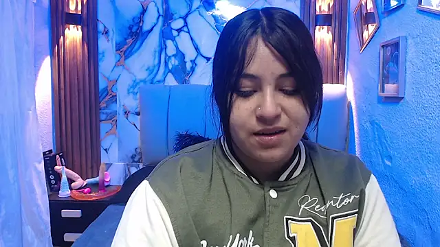 Snapshot of lehia_285 chatting on February 2026 01:18:02 PM lehia 285 online show from February 2026 01:18:02 PM