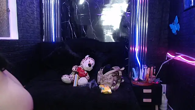 Snapshot of lehia_285 chatting on April 2026 02:40:02 PM lehia 285 online show from April 2026 02:40:02 PM