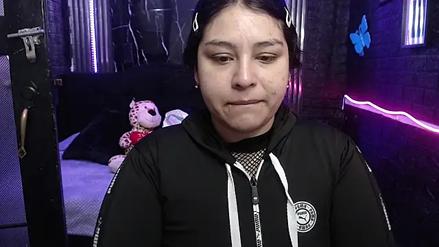Snapshot of lehia_285 chatting on May 2026 01:05:02 PM lehia 285 online show from May 2026 01:05:02 PM