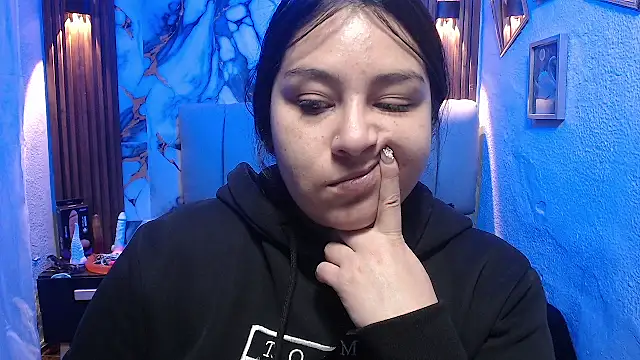 Snapshot of lehia_285 chatting on February 2026 01:24:02 PM lehia 285 online show from February 2026 01:24:02 PM