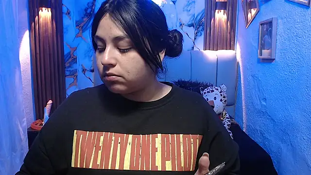 Snapshot of lehia_285 chatting on February 2026 01:34:01 PM lehia 285 online show from February 2026 01:34:01 PM