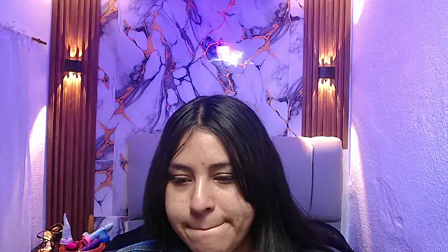 Snapshot of lehia_285 chatting on December 2025 03:03:02 PM lehia 285 online show from December 2025 03:03:02 PM