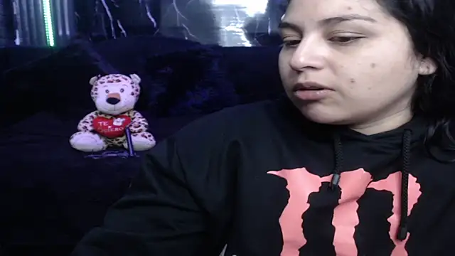 Snapshot of lehia_285 chatting on April 2026 01:12:01 PM lehia 285 online show from April 2026 01:12:01 PM