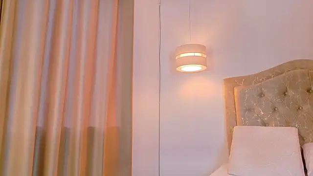 Snapshot of scarlettt_moon chatting on November 2025 07:51:01 PM scarlettt moon online show from November 2025 07:51:01 PM