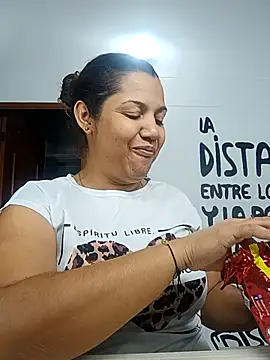 Samaraa Lee online show from December 2025 10:52:02 AM