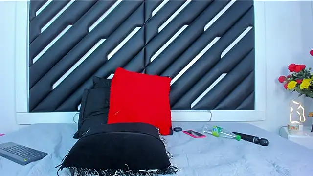 Samaraa Lee online show from January 2026 05:27:02 PM