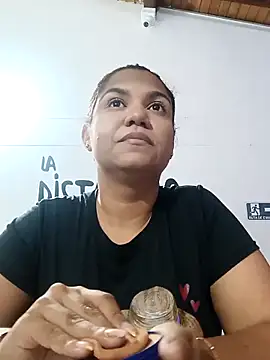 Snapshot of Samaraa_Lee chatting on November 2025 11:48:01 AM Samaraa Lee online show from November 2025 11:48:01 AM