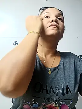 Samaraa Lee online show from November 2025 11:43:01 AM