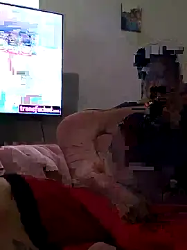 feoGG197 online show from April 2026 06:36:02 PM