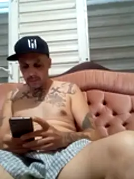 feoGG197 online show from November 2025 12:49:02 PM