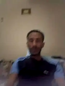 Snapshot of walide100000 chatting on April 2026 10:22:01 PM walide100000 online show from April 2026 10:22:01 PM