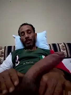 Snapshot of walide100000 chatting on April 2026 09:21:01 AM walide100000 online show from April 2026 09:21:01 AM