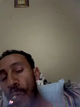 Snapshot of walide100000 chatting on April 2026 07:59:02 PM walide100000 online show from April 2026 07:59:02 PM