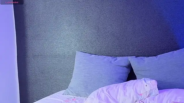 Ania rose online show from November 2025 05:38:01 PM