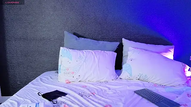 Ania rose online show from November 2025 08:12:01 PM