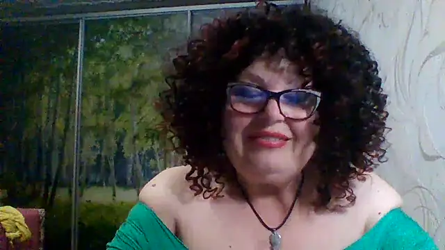 Snapshot of Milaniya606 chatting on June 2026 06:25:01 PM Milaniya606 online show from June 2026 06:25:01 PM