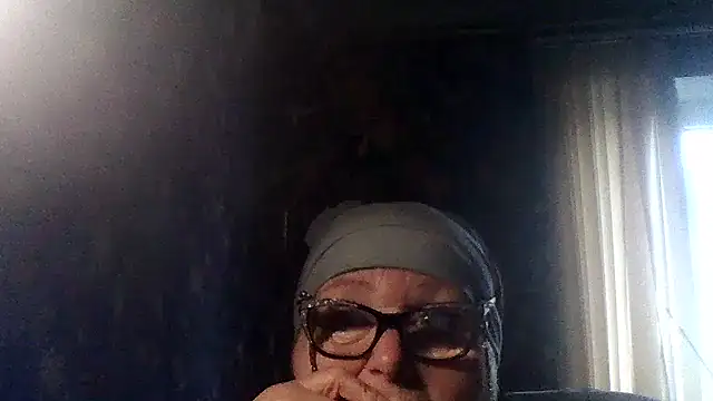 Snapshot of Milaniya606 chatting on October 2025 02:13:01 PM Milaniya606 online show from October 2025 02:13:01 PM