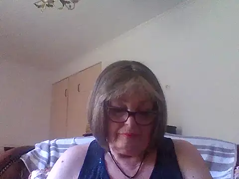 Snapshot of Milaniya606 chatting on July 2026 08:23:01 AM Milaniya606 online show from July 2026 08:23:01 AM