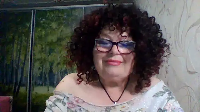 Snapshot of Milaniya606 chatting on June 2026 05:28:01 AM Milaniya606 online show from June 2026 05:28:01 AM
