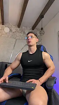 Snapshot of MAXTHOMSON chatting on February 2026 10:54:02 PM MAXTHOMSON online show from February 2026 10:54:02 PM