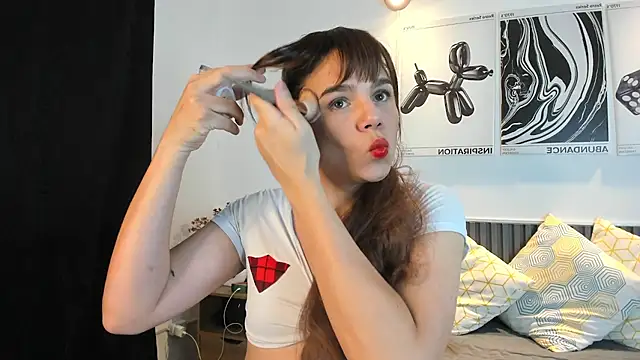 Cloe Bonne online show from November 2025 08:53:02 PM