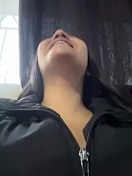 Samantha firee online show from May 2026 11:07:01 AM