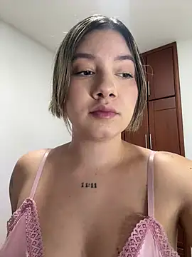 Eve Miiller online show from March 2026 04:03:02 AM