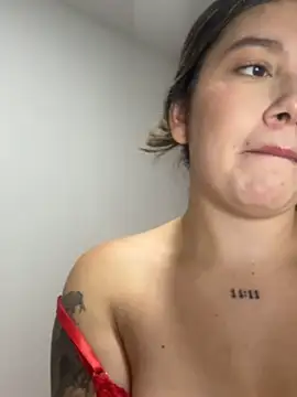 Eve Miiller online show from March 2026 04:25:01 AM