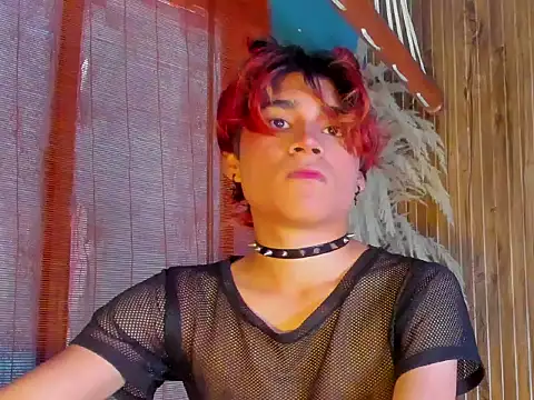 Leo Glow online show from January 2026 01:15:01 PM