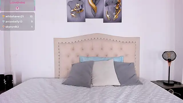 bustyluciana      online show from March 2026 10:24:01 PM